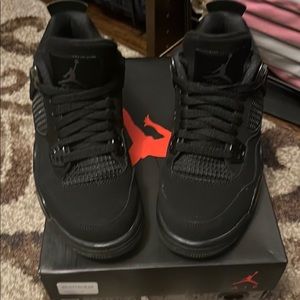 Jordan retro 4 all black
